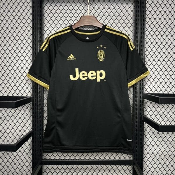Juventus 2015/2016 Third Retro Kit