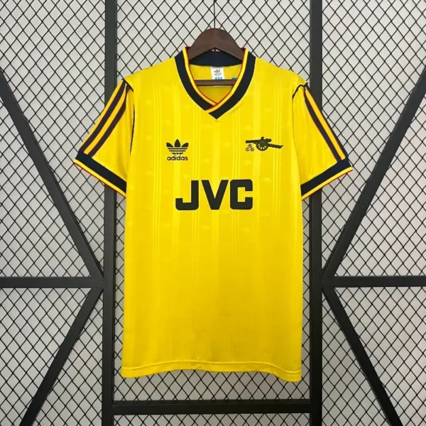 Arsenal 1986-88 Away Retro Kit