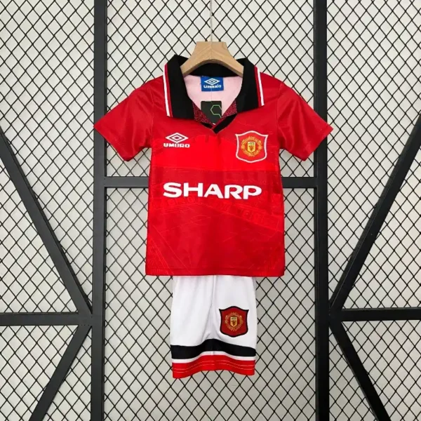 Manchester United 1994-96 Home Kit – Kids