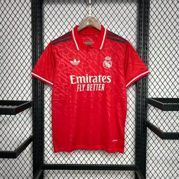 Real Madrid 24/25 Red Kit – Fan Version