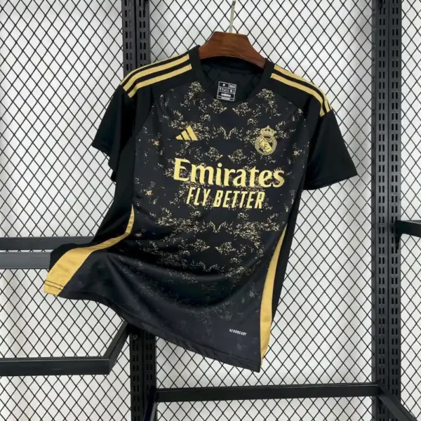 Real Madrid Black & Gold Kit 24/25 – Fan Version