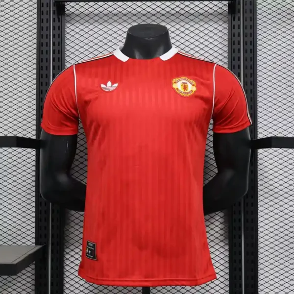 Manchester United Red Special Edition 2025/26 – Player Version