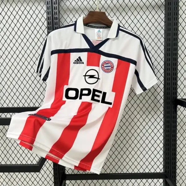 Bayern Munich 2000-01 Away Kit