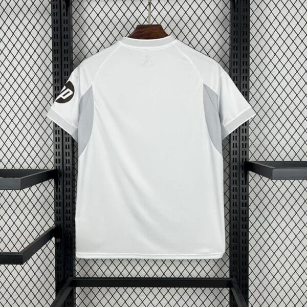 Real Madrid Home Kit 25/26 – Fan version