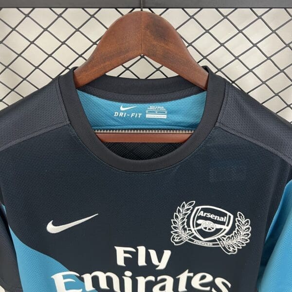 Arsenal 2011-12 Away kit - Retro Kit