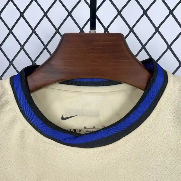 FC Barcelona 25/26 Away Kit - Kids