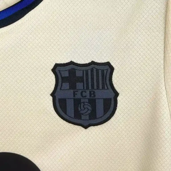 FC Barcelona 25/26 Away Kit - Kids