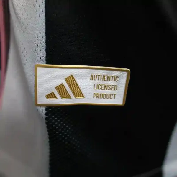 Juventus 25/26 Home Jersey - Player Version