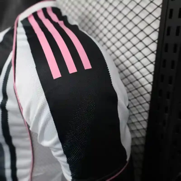 Juventus 25/26 Home Jersey - Player Version