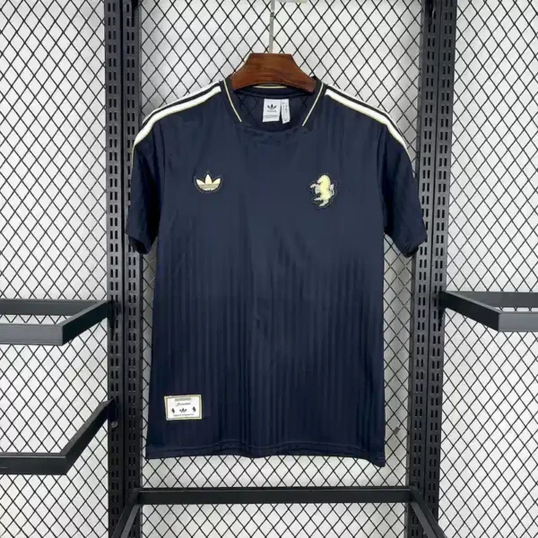 Juventus 25/26 Terrace Icons Kit – Fan Version