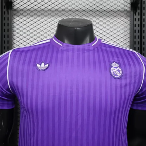 Real Madrid Retro Style Kit