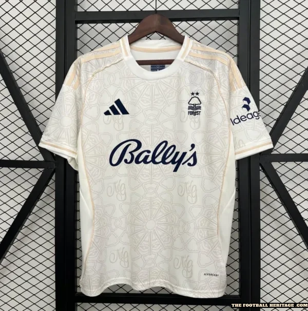 Nottingham Forest Away shirt