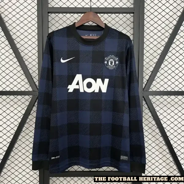 Manchester United 2013-14 Third Kit